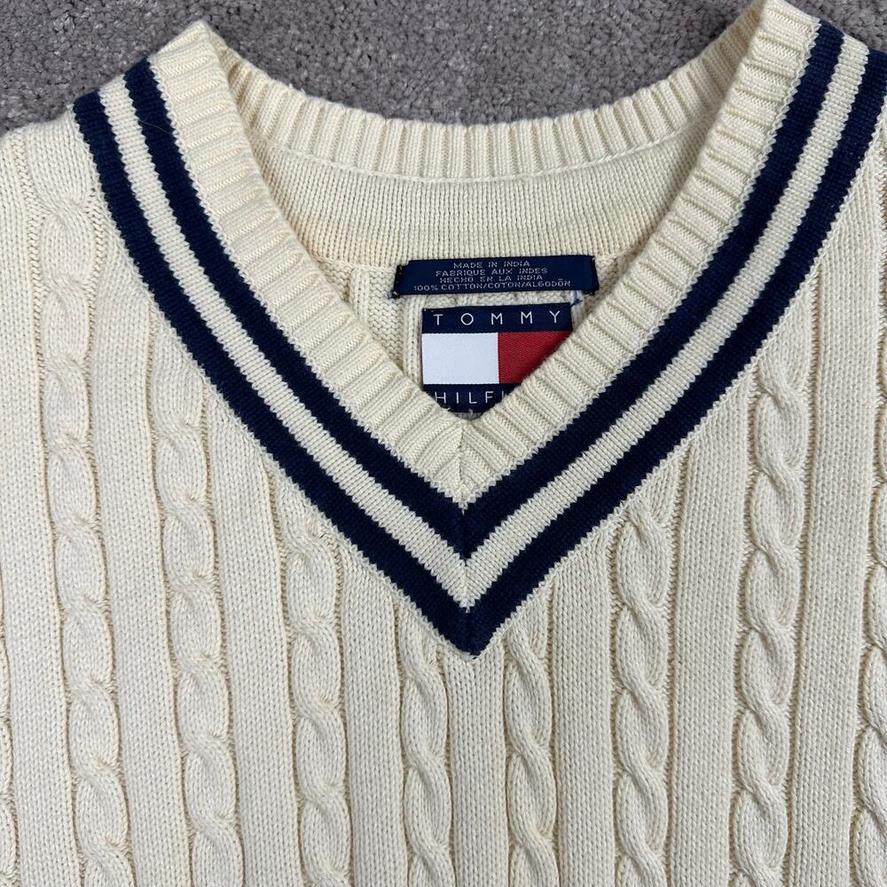 Tommy Hilfiger Cable Knit Sweater Vest Size L Cream V Neck Cricket Preppy - Picture 2 of 5